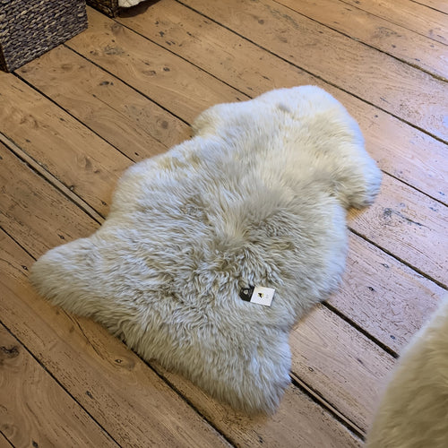 Oyster Sheepskin Rug