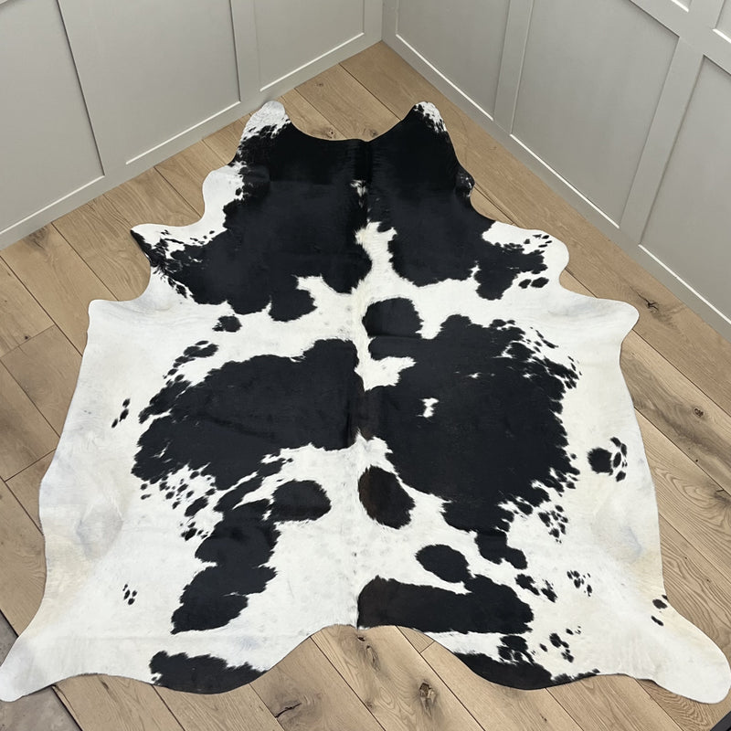 Cowhide Large 16018